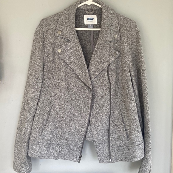 Grey Jacket - Picture 4 of 8